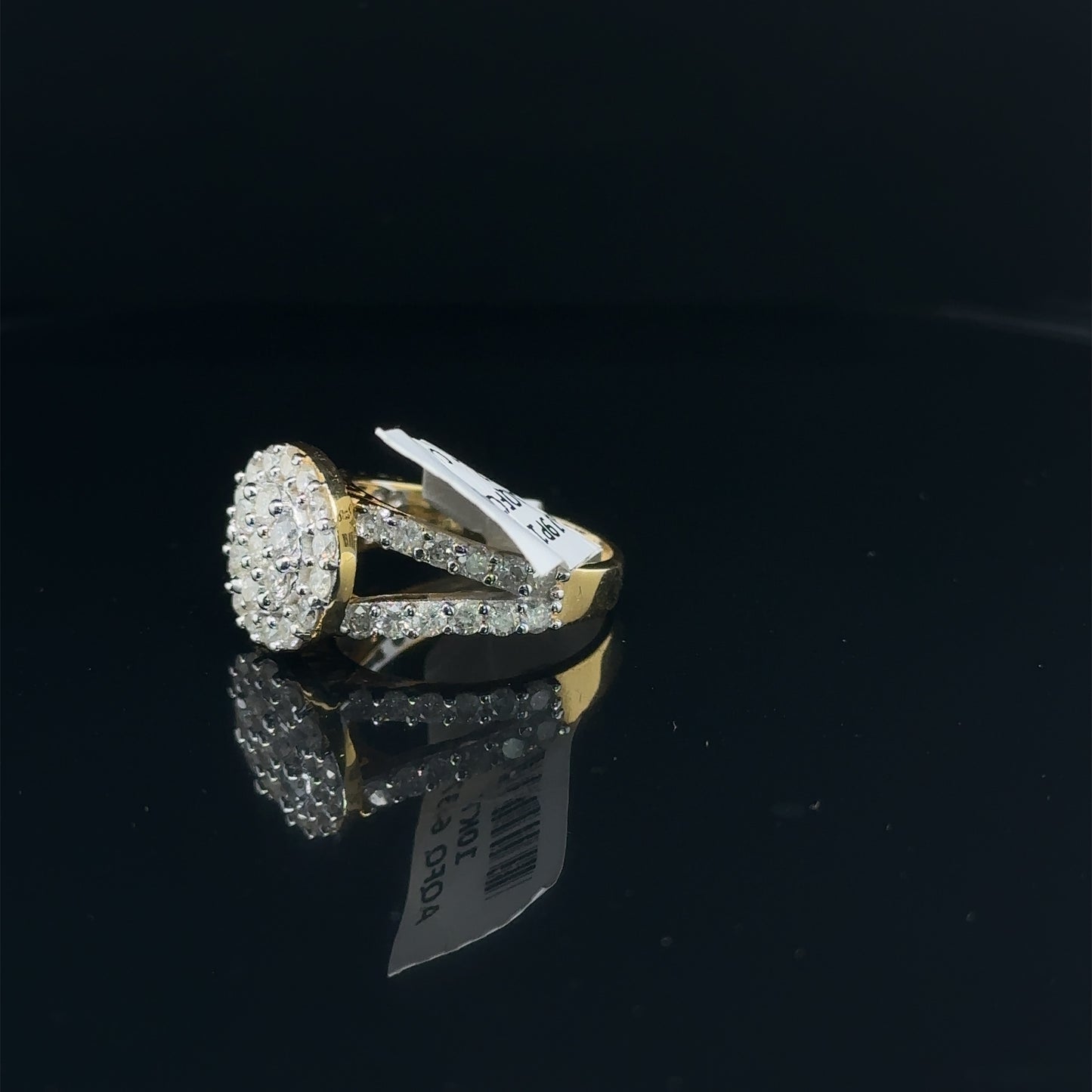 Circle Ladies Diamond Ring-LR0109