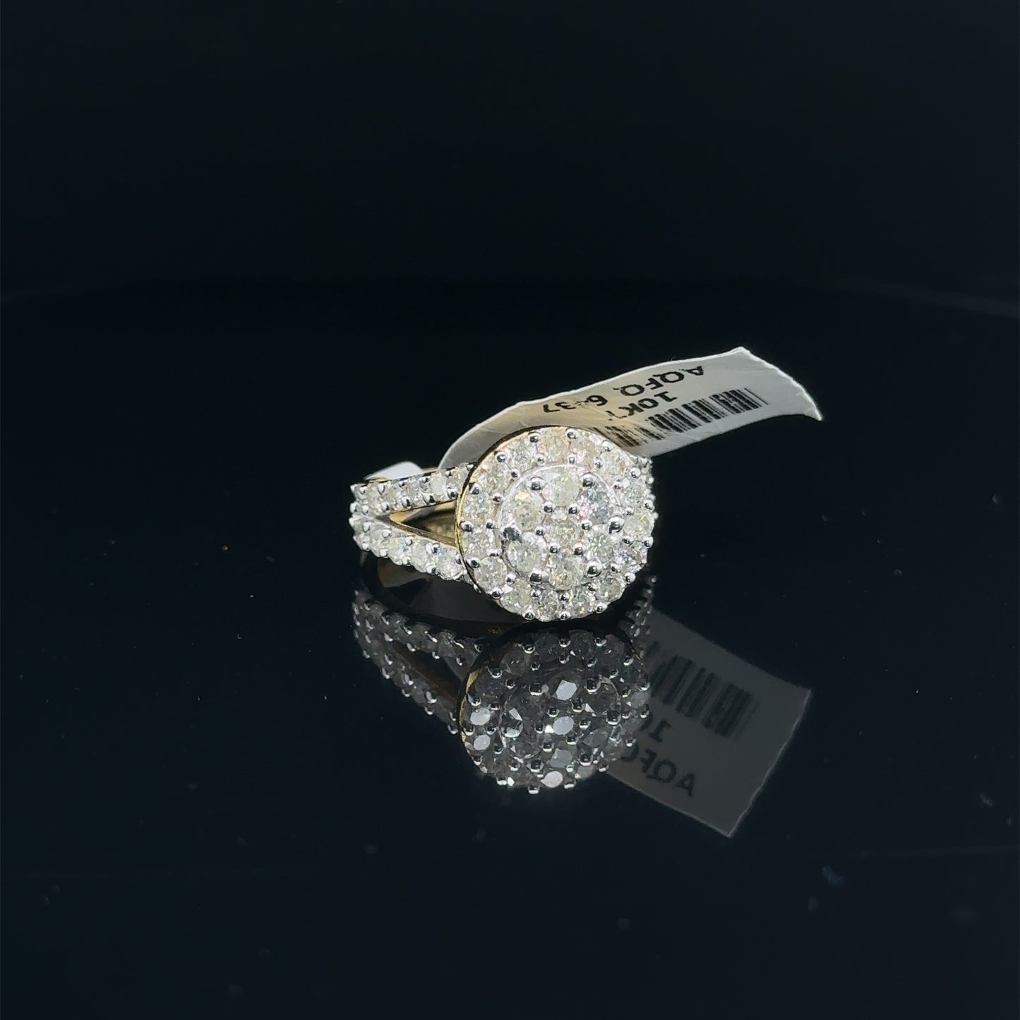 Circle Ladies Diamond Ring-LR0109