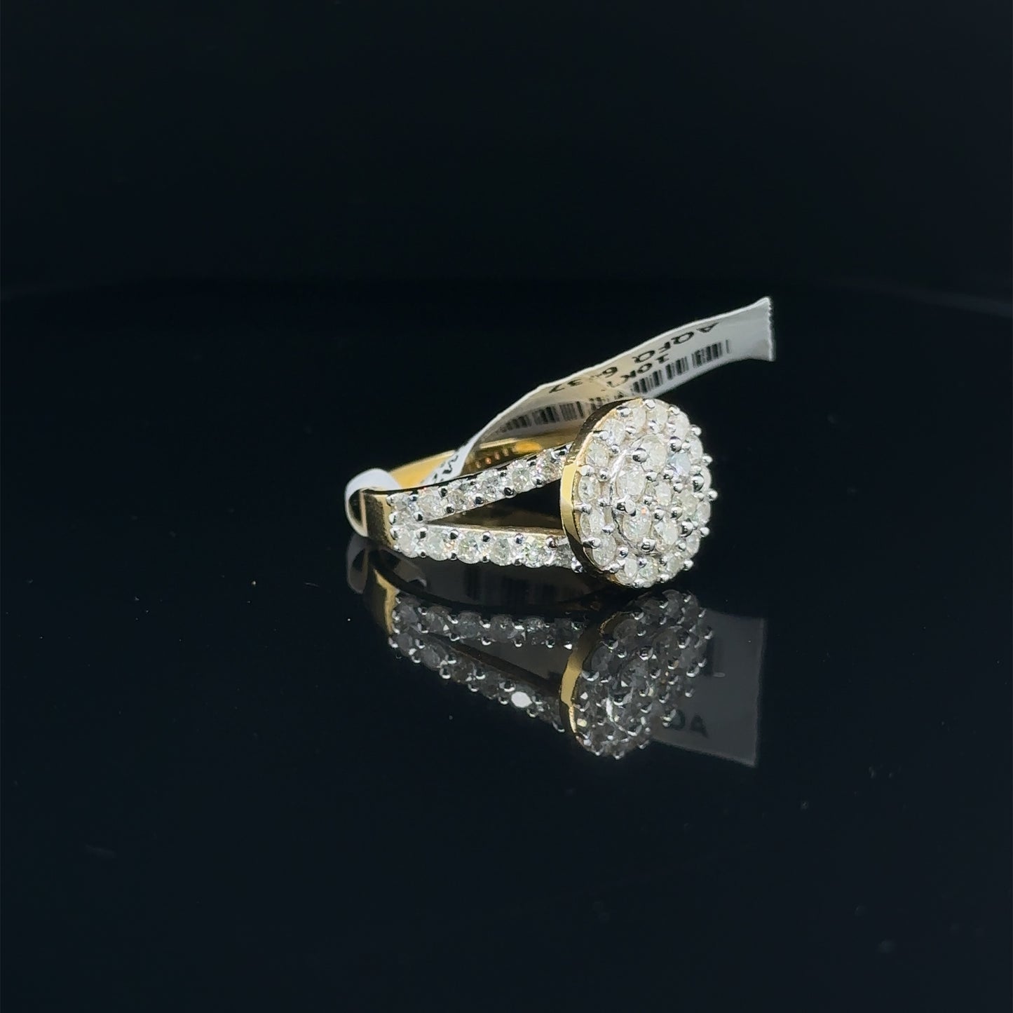 Circle Ladies Diamond Ring-LR0109