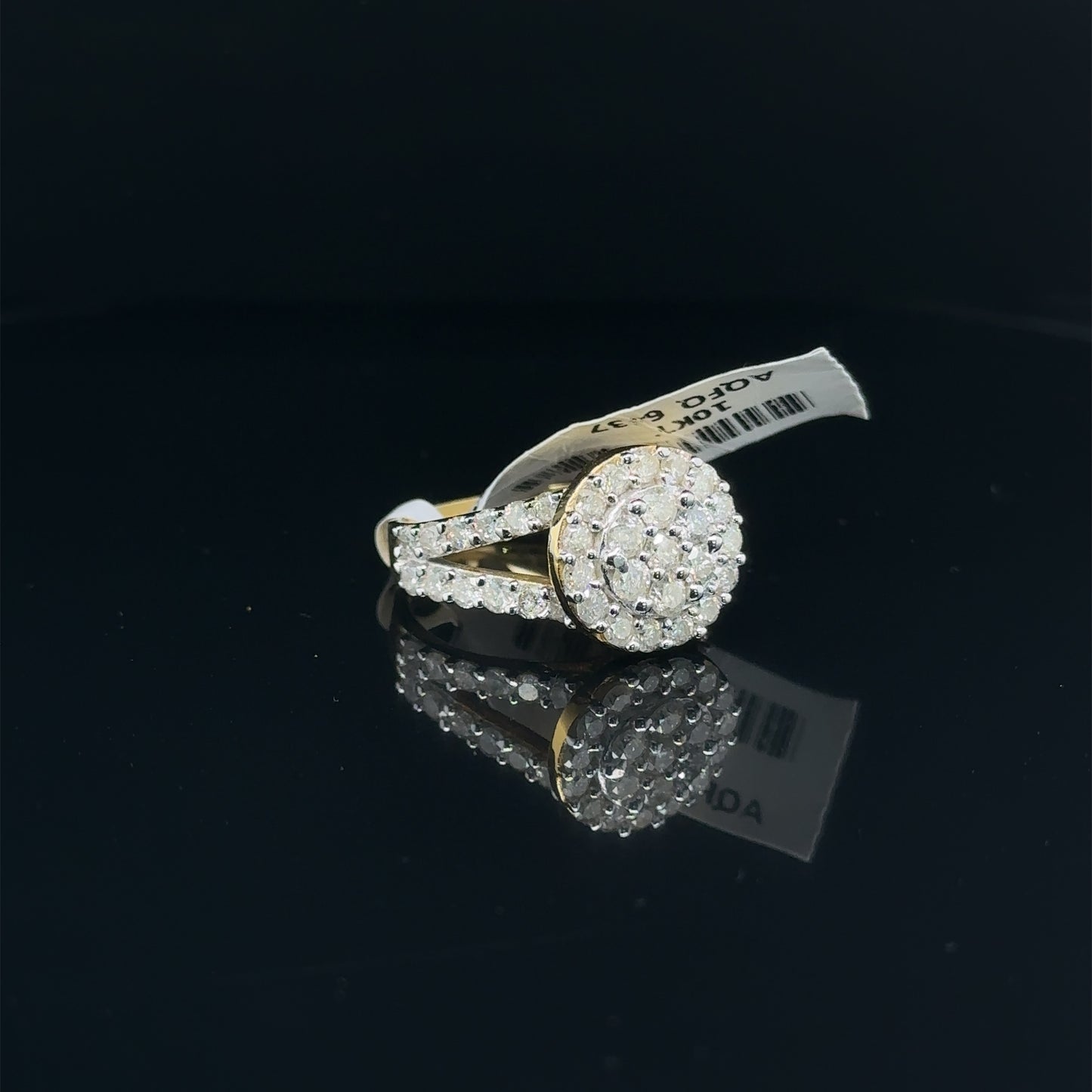 Circle Ladies Diamond Ring-LR0109