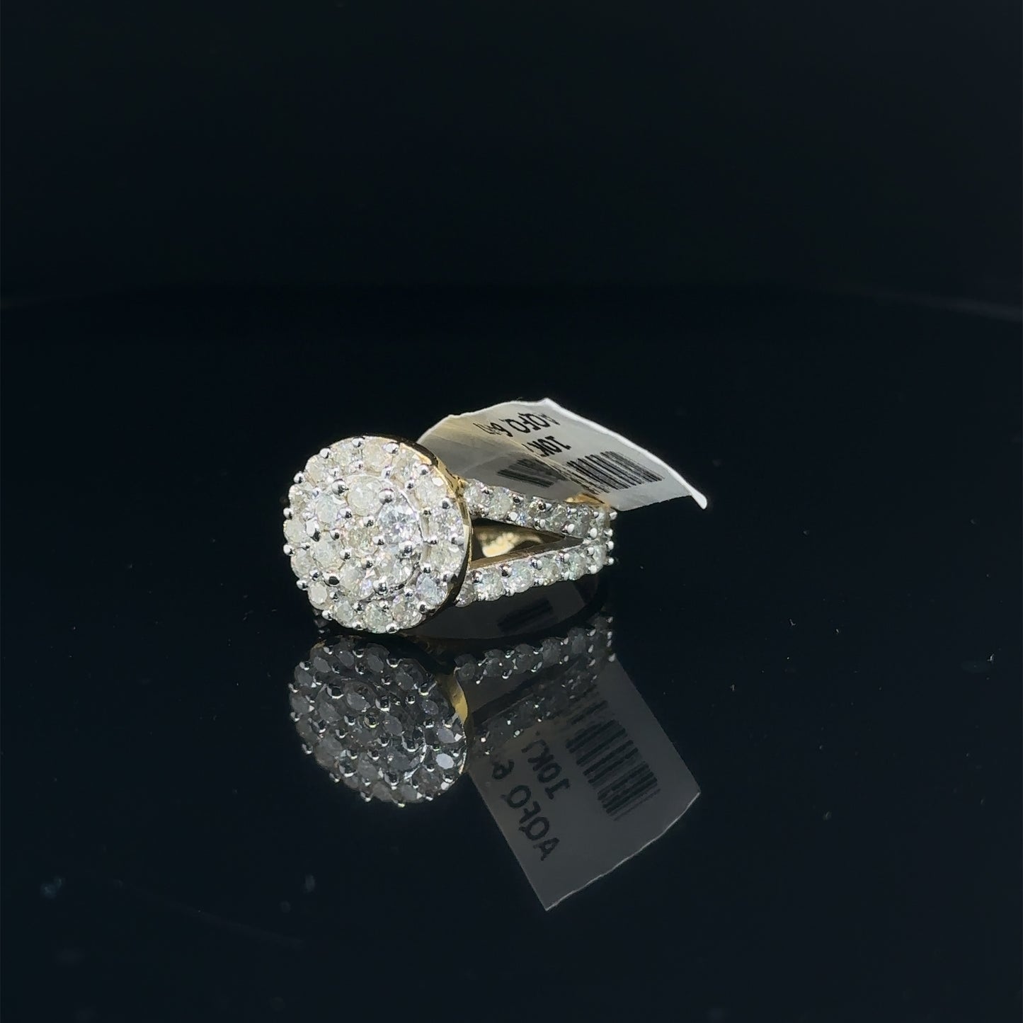 Circle Ladies Diamond Ring-LR0109
