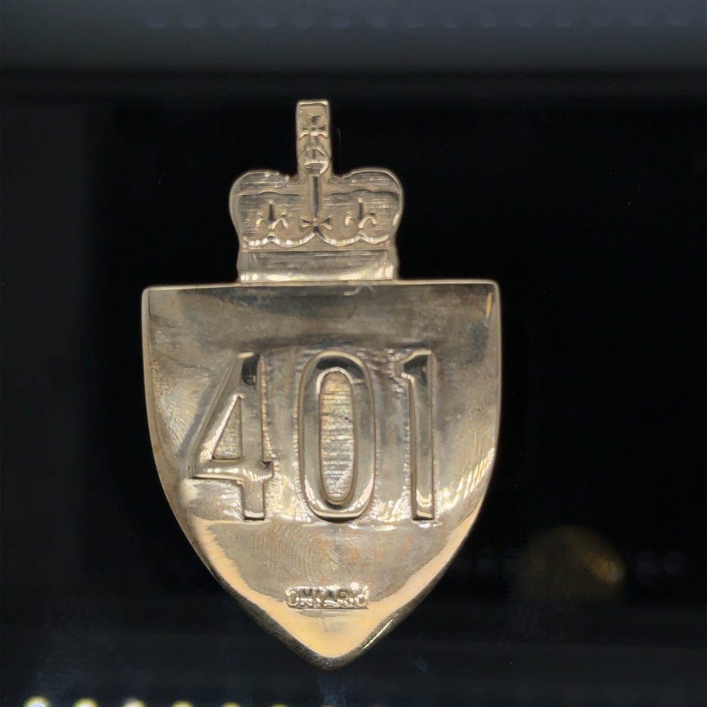 401- Gold Pendent