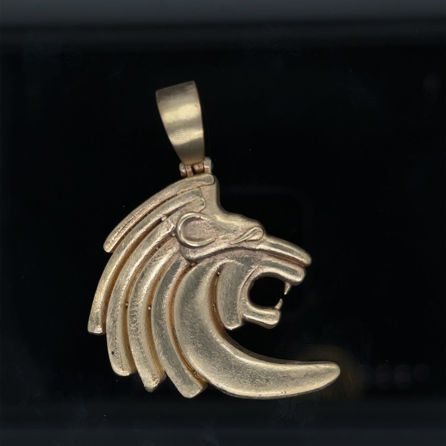 Lion Gold Pendent