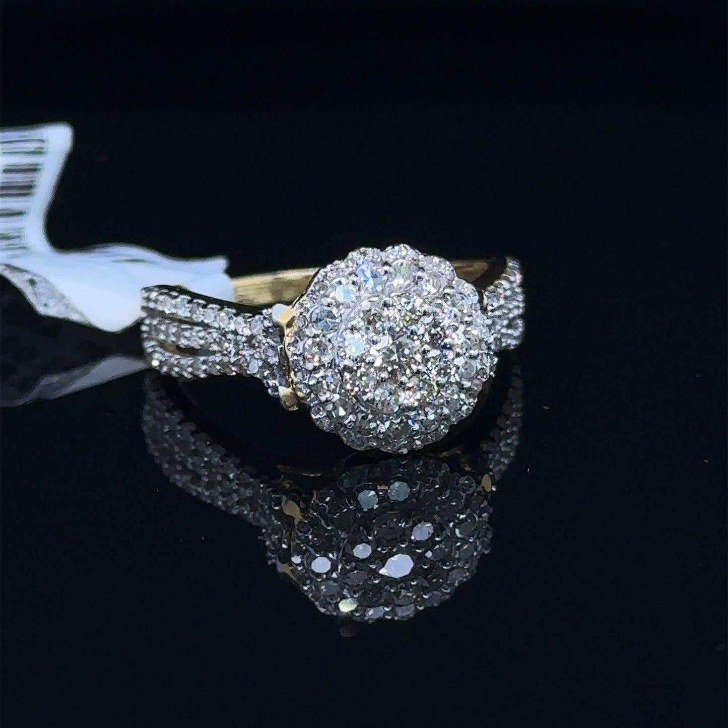 Circle Ladies Diamond Ring- LR0101