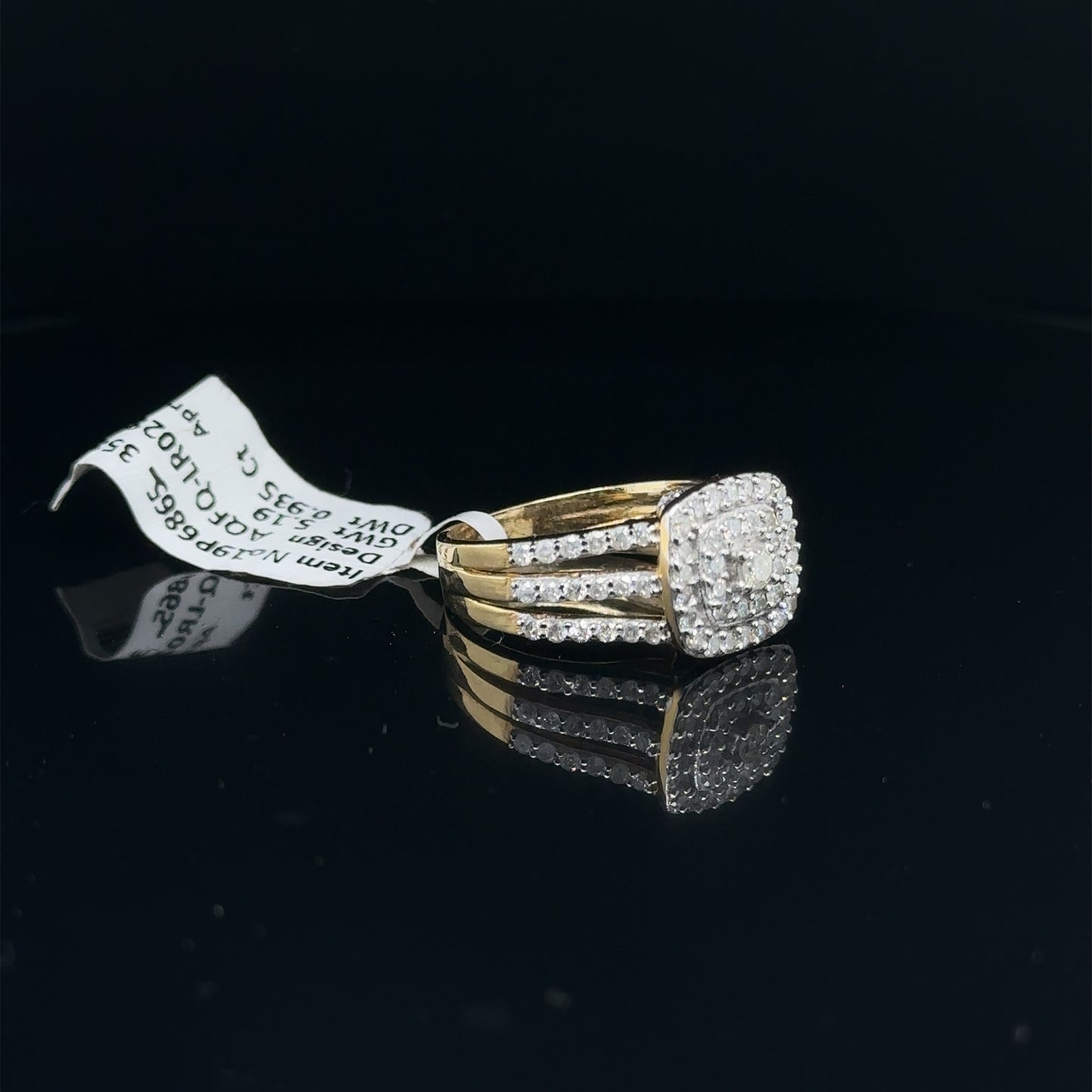 Square Ladies Diamond Ring-LR0282