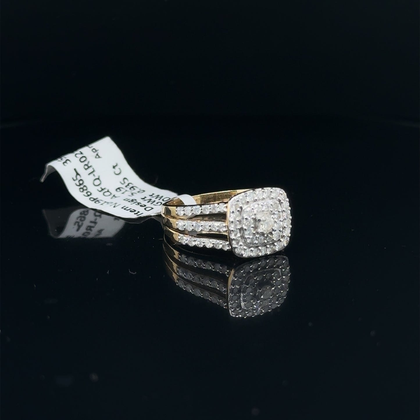 Square Ladies Diamond Ring-LR0282