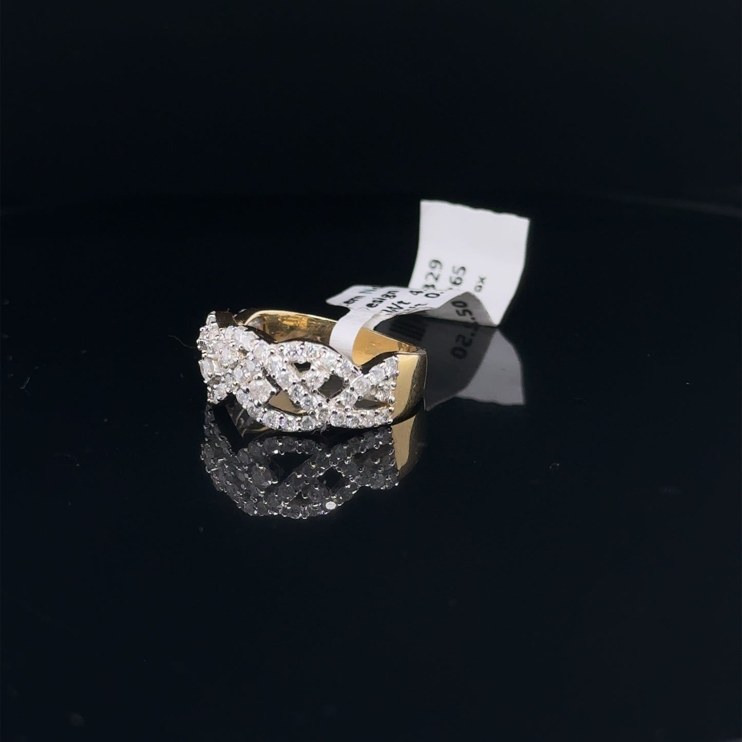 Ladies Diamond Ring- LR0265
