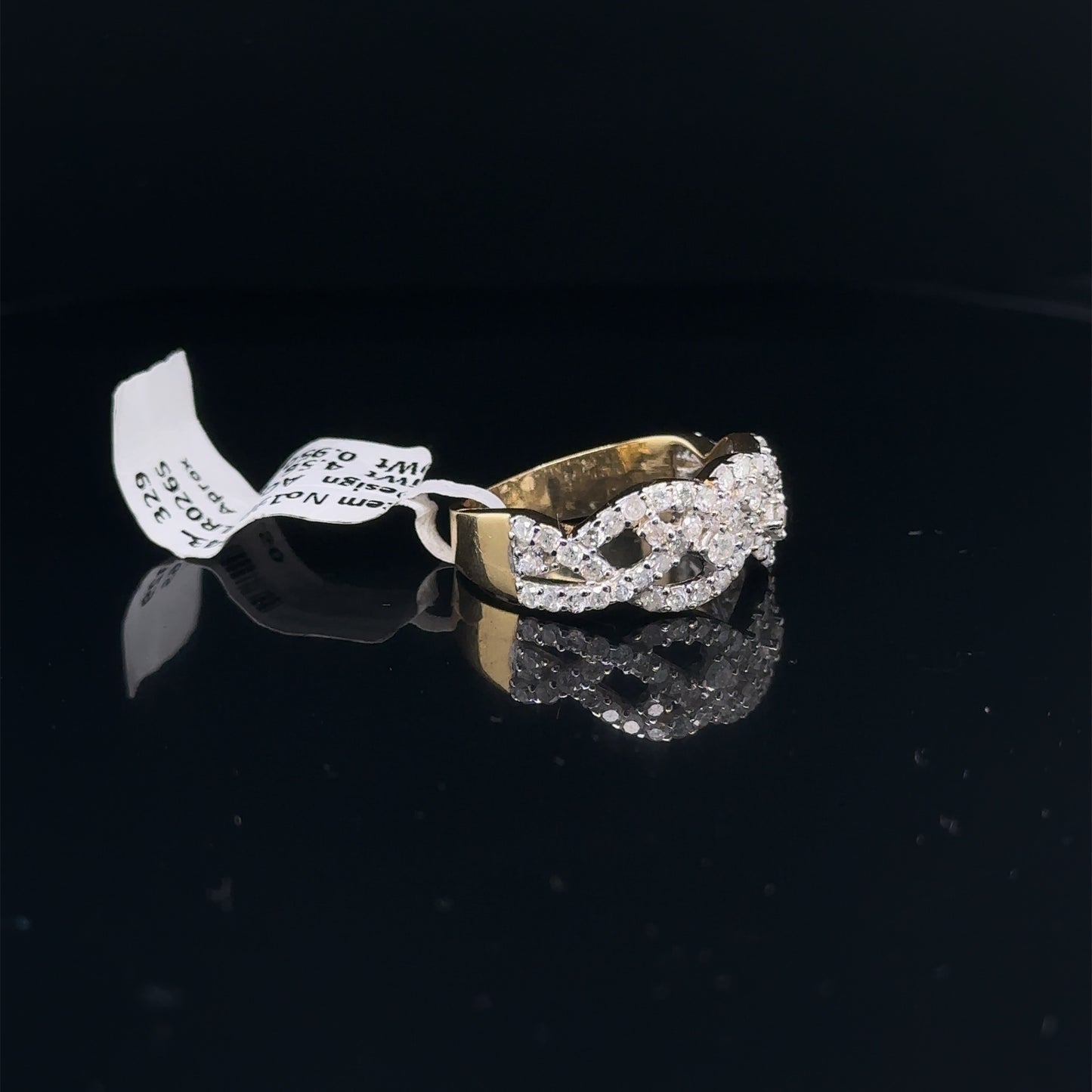 Ladies Diamond Ring- LR0265