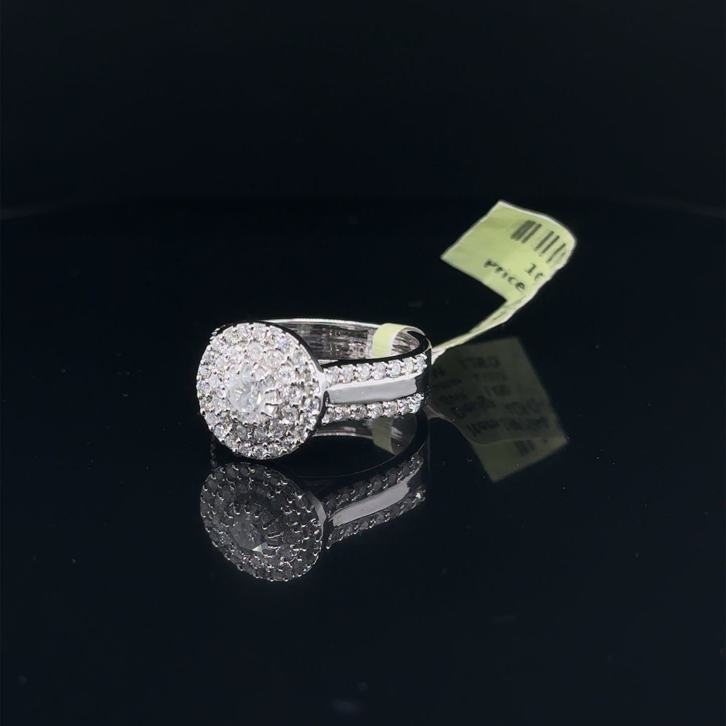Circle Ladies Diamond Ring-LR0158