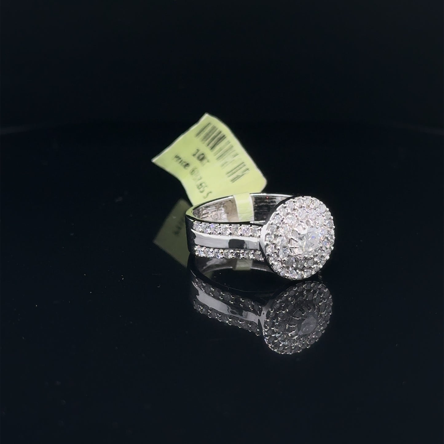 Circle Ladies Diamond Ring-LR0158