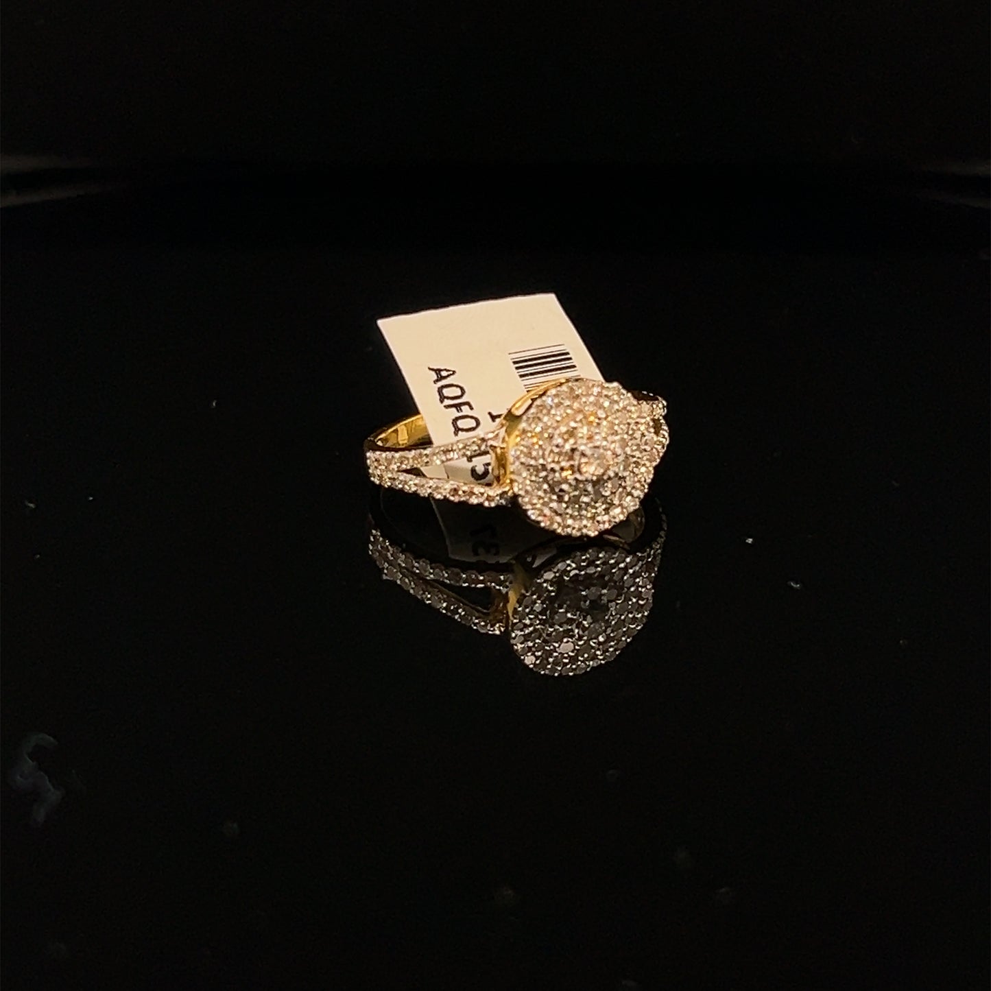 Circle Diamond Ring- LR0011