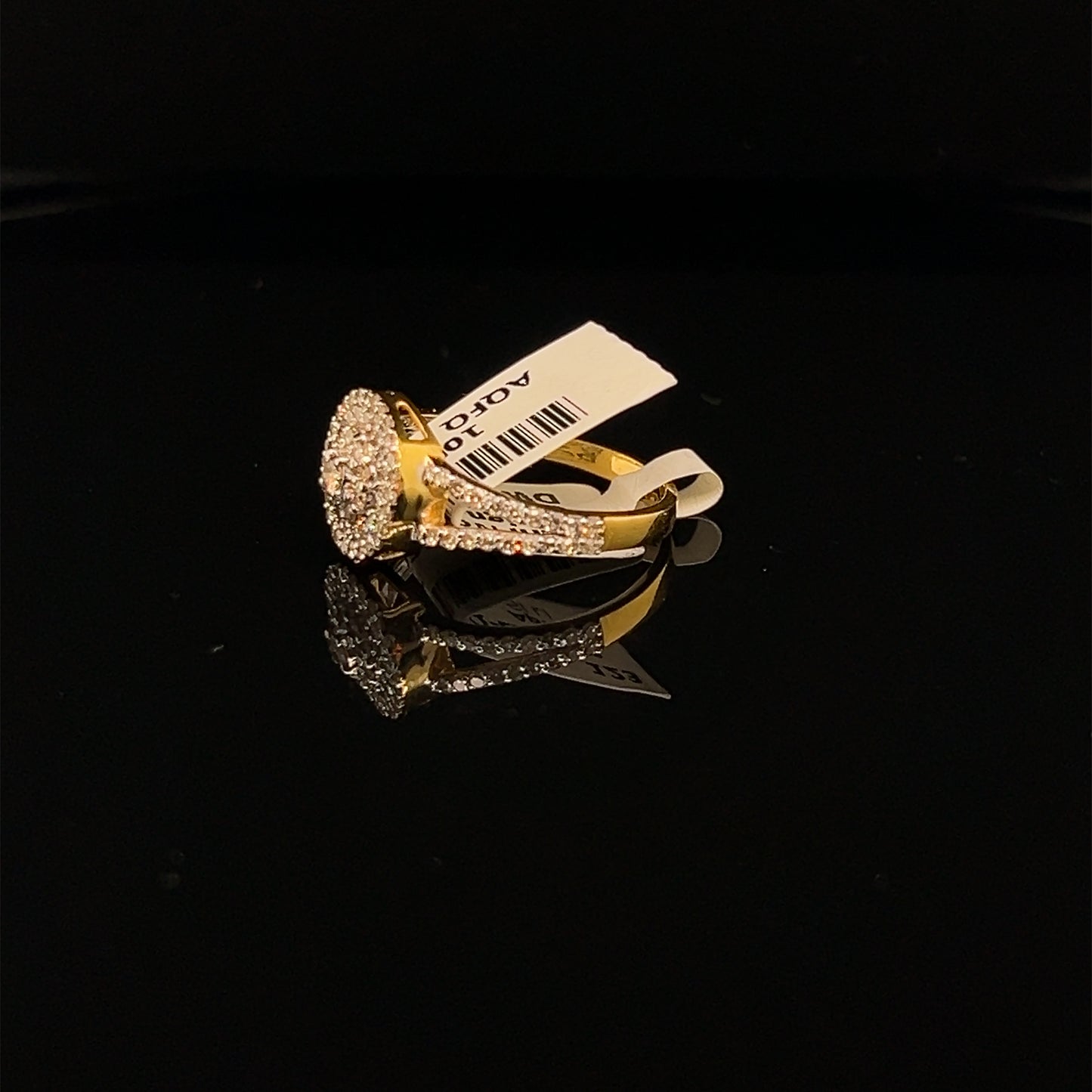 Circle Diamond Ring- LR0011