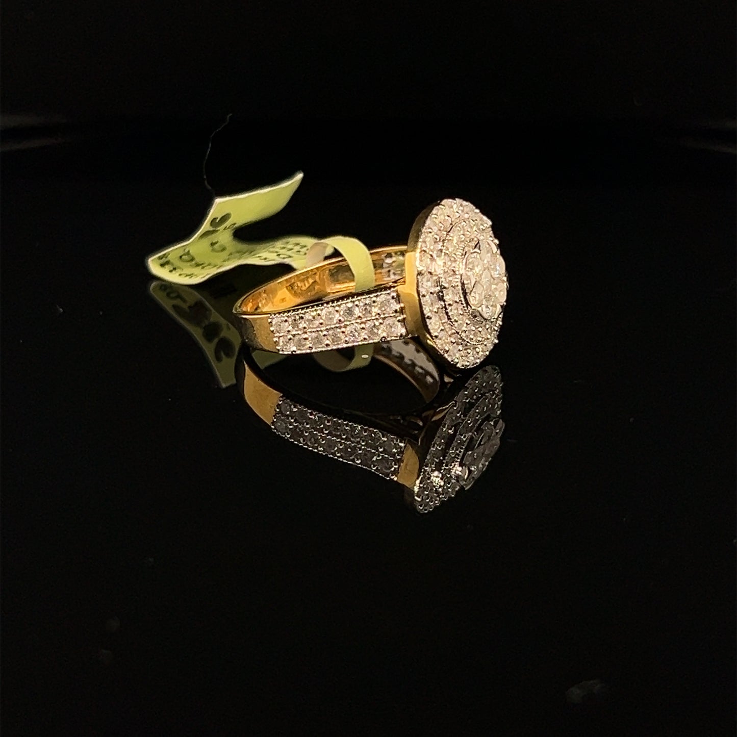 Circle Diamond ring- LR0126