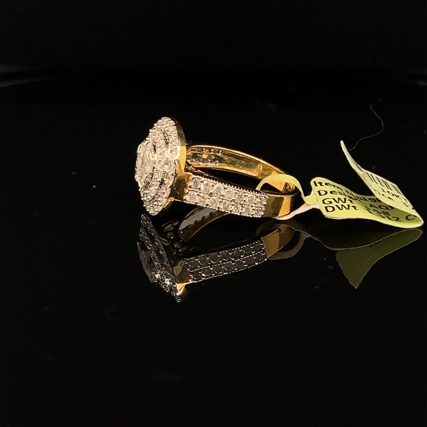 Circle Diamond ring- LR0126