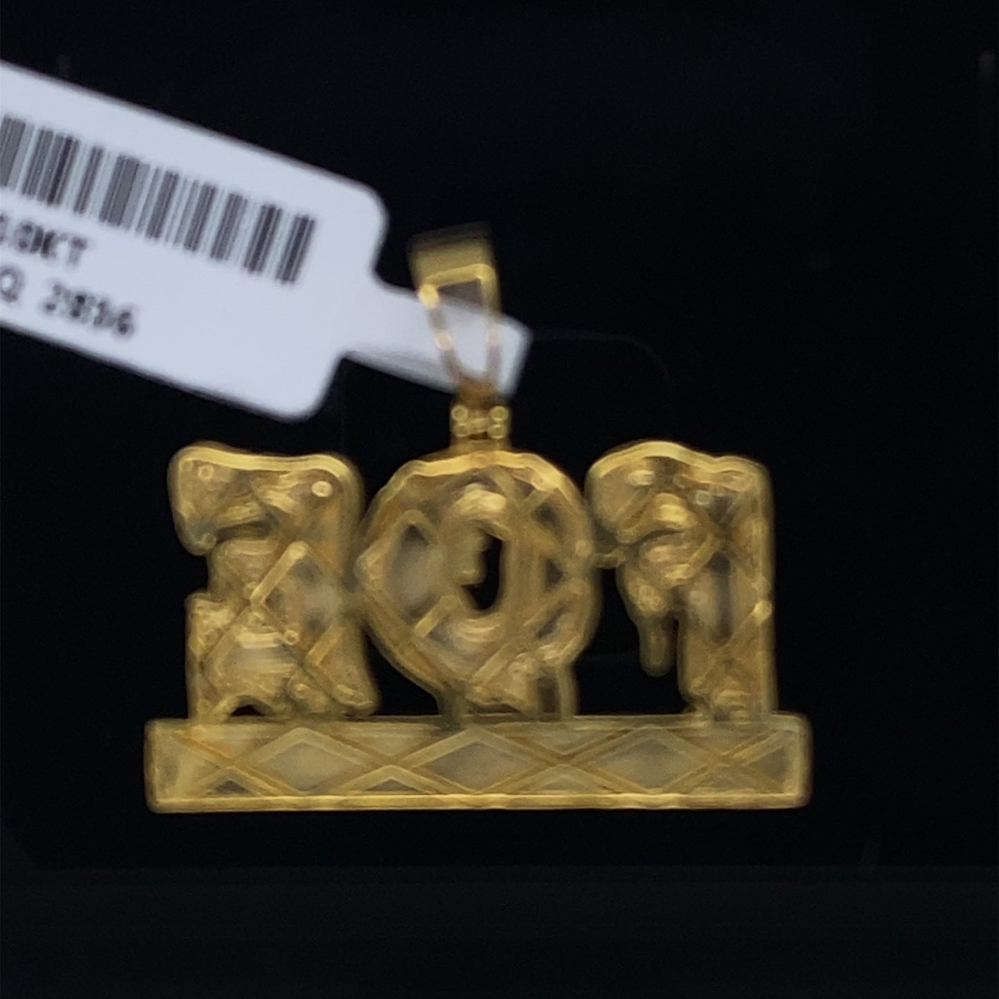 Family Over Everything Diamond Pendant- PD0359