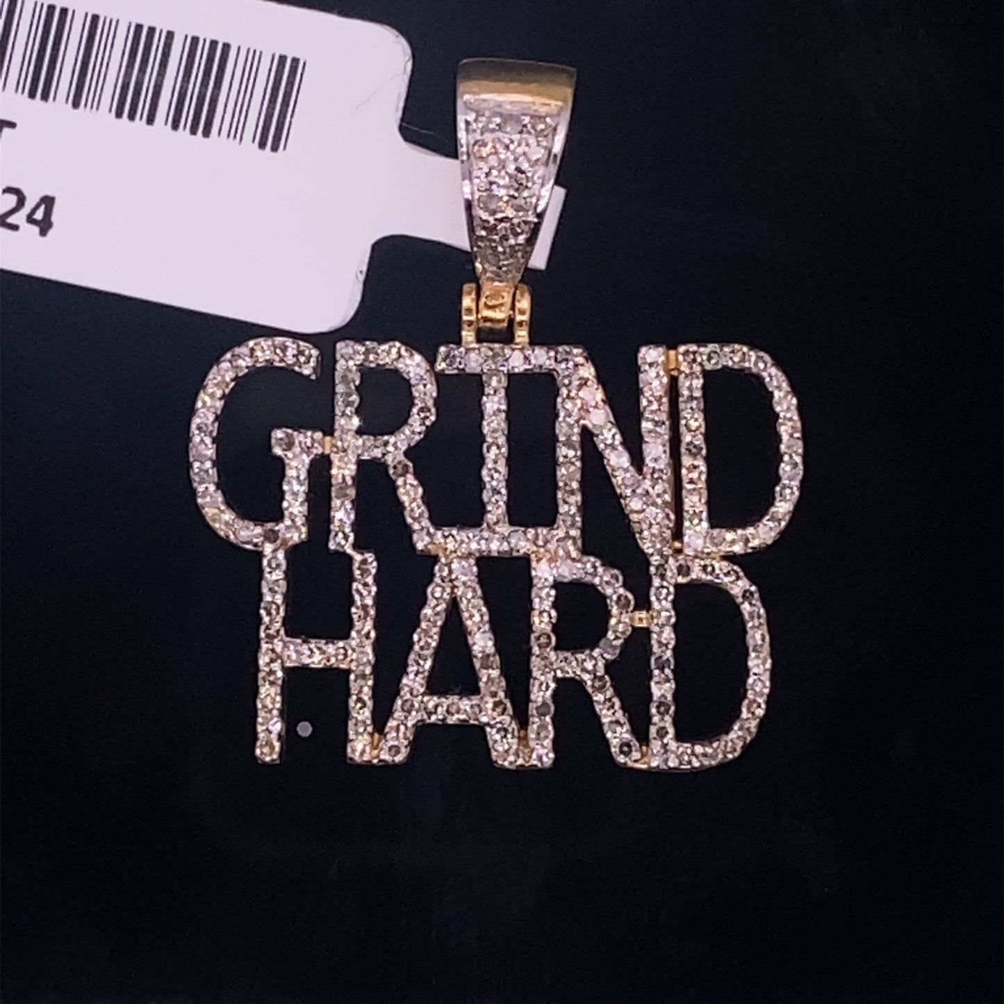Grind Hard diamond pendent- PD0417
