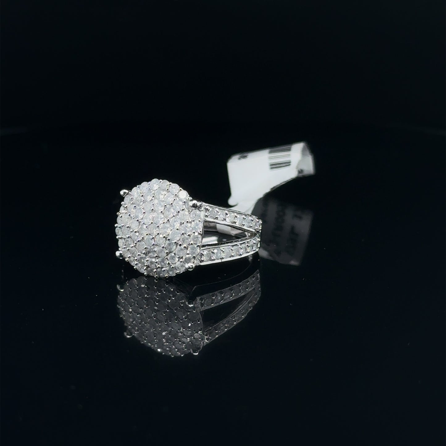 Circle Ladies Diamond Ring-LR0093