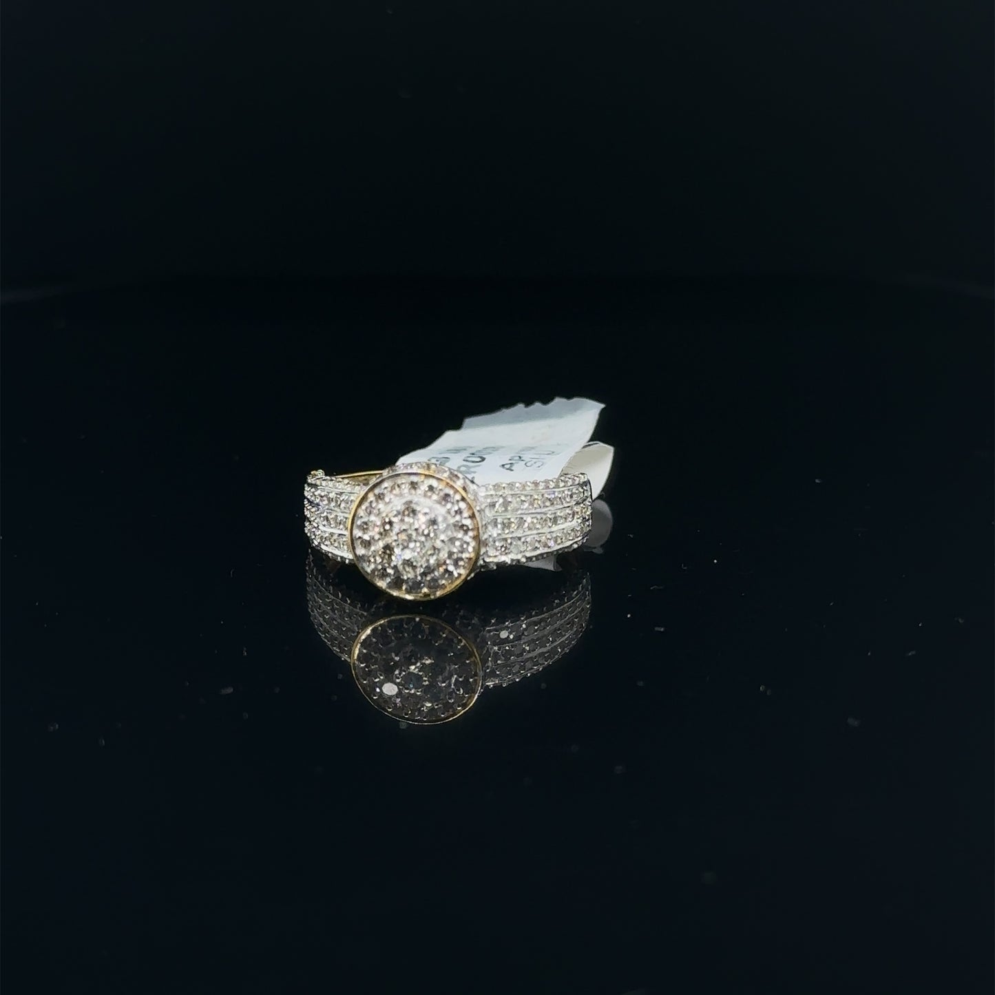 Circle Ladies Diamond Ring-LR0018