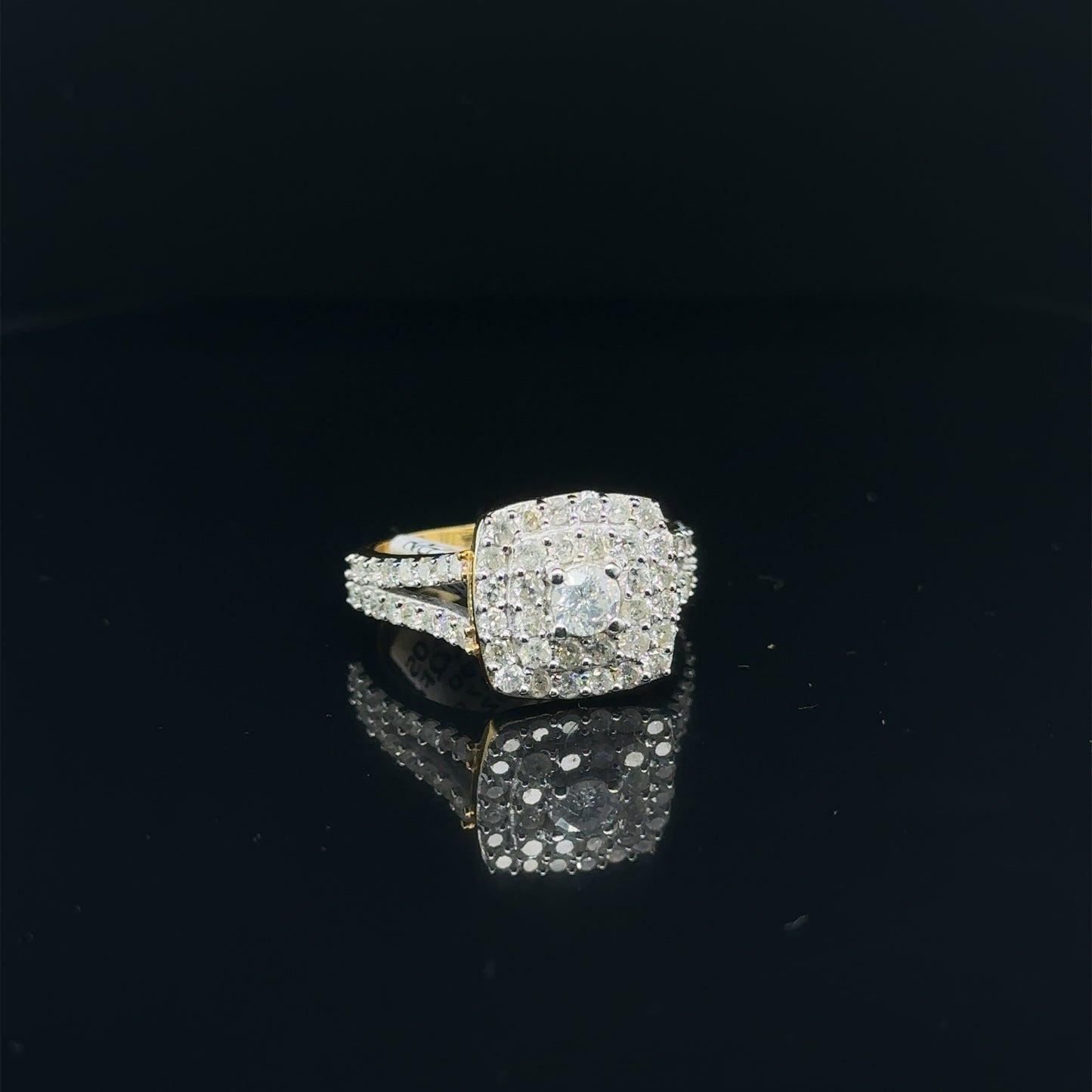 Ladies Diamond Ring-LR0119