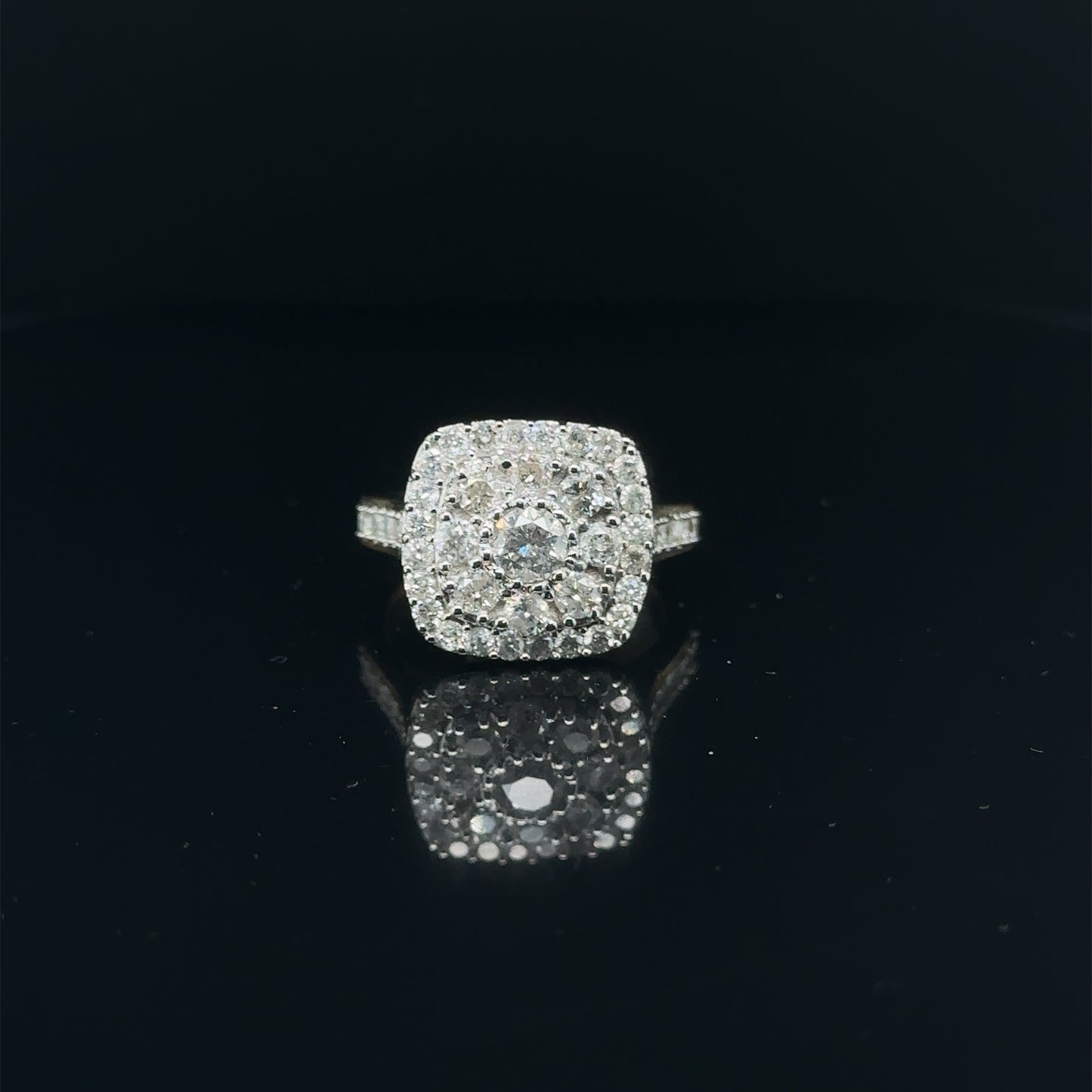 Square Ladies Diamond Ring-LR0175