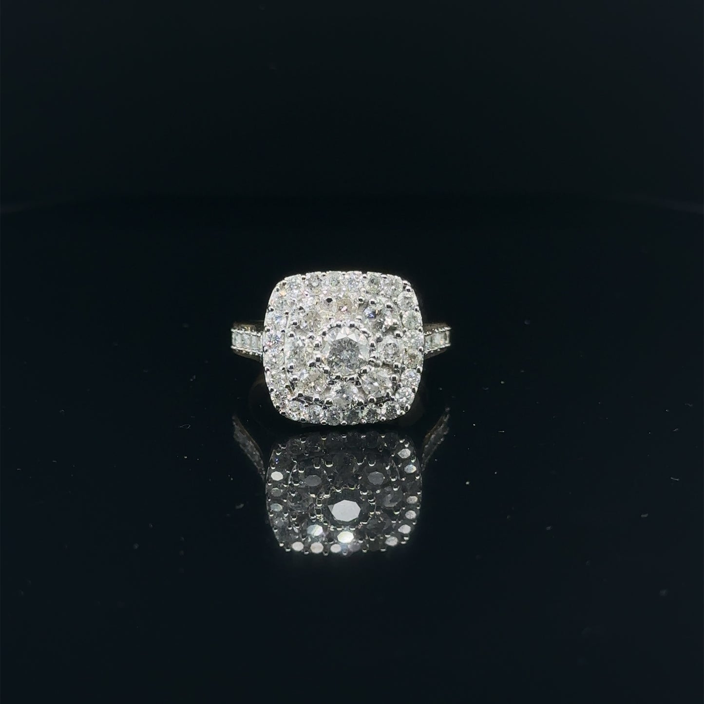 Square Ladies Diamond Ring-LR0175