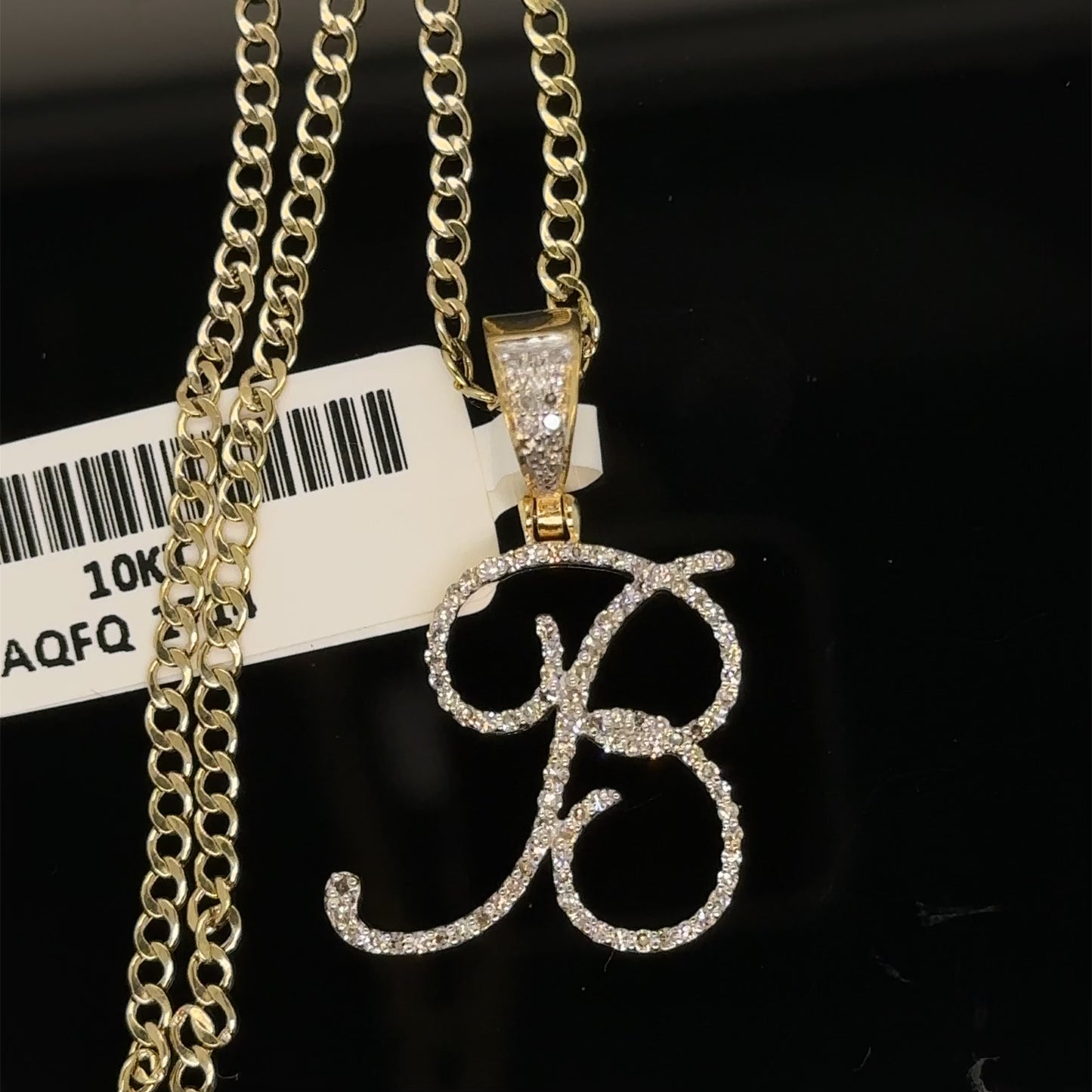 Letter B initial Pendent and Chain Combo