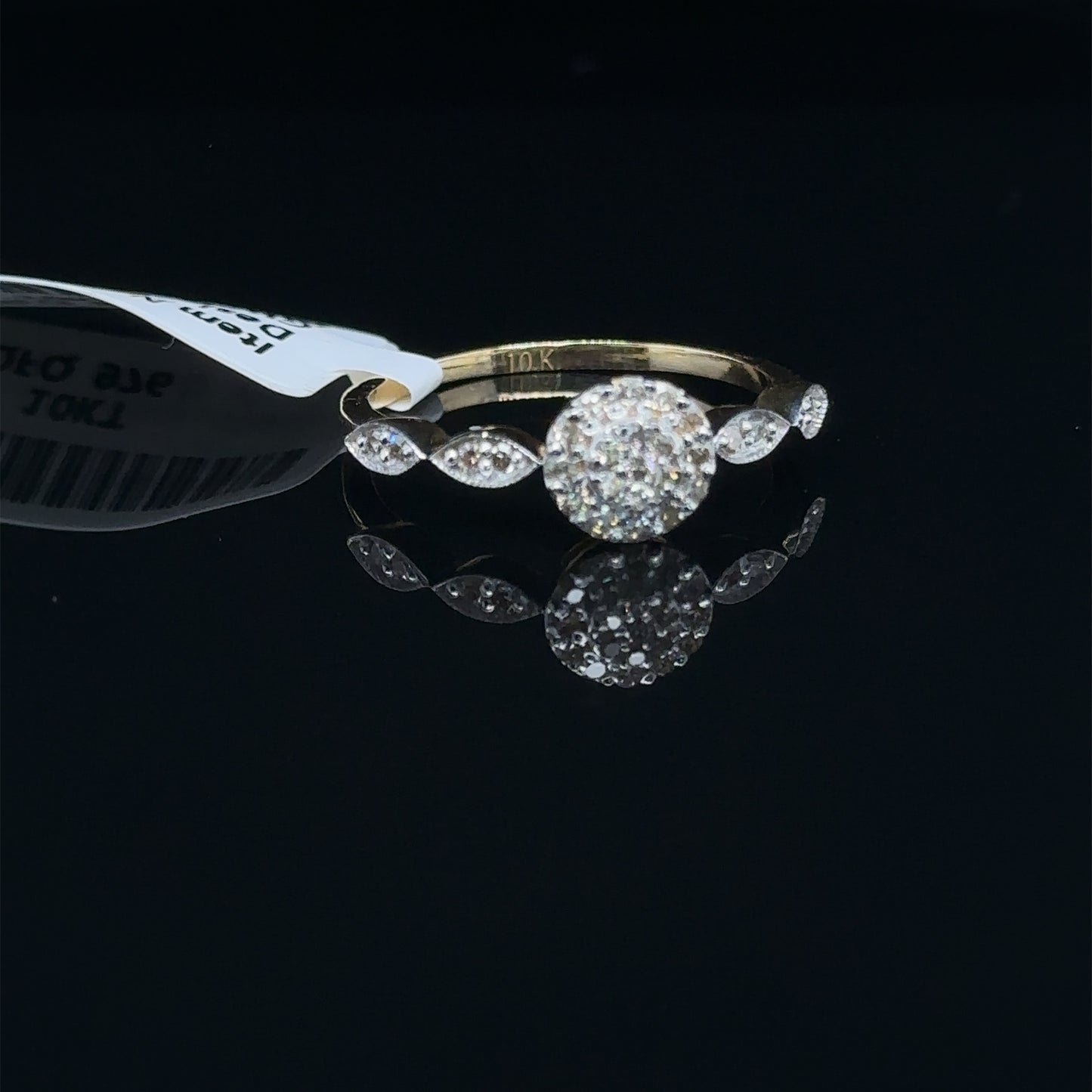 Circle Ladies Diamond Ring- LR0317