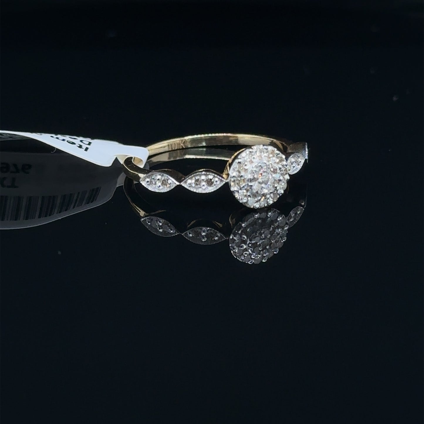 Circle Ladies Diamond Ring- LR0317