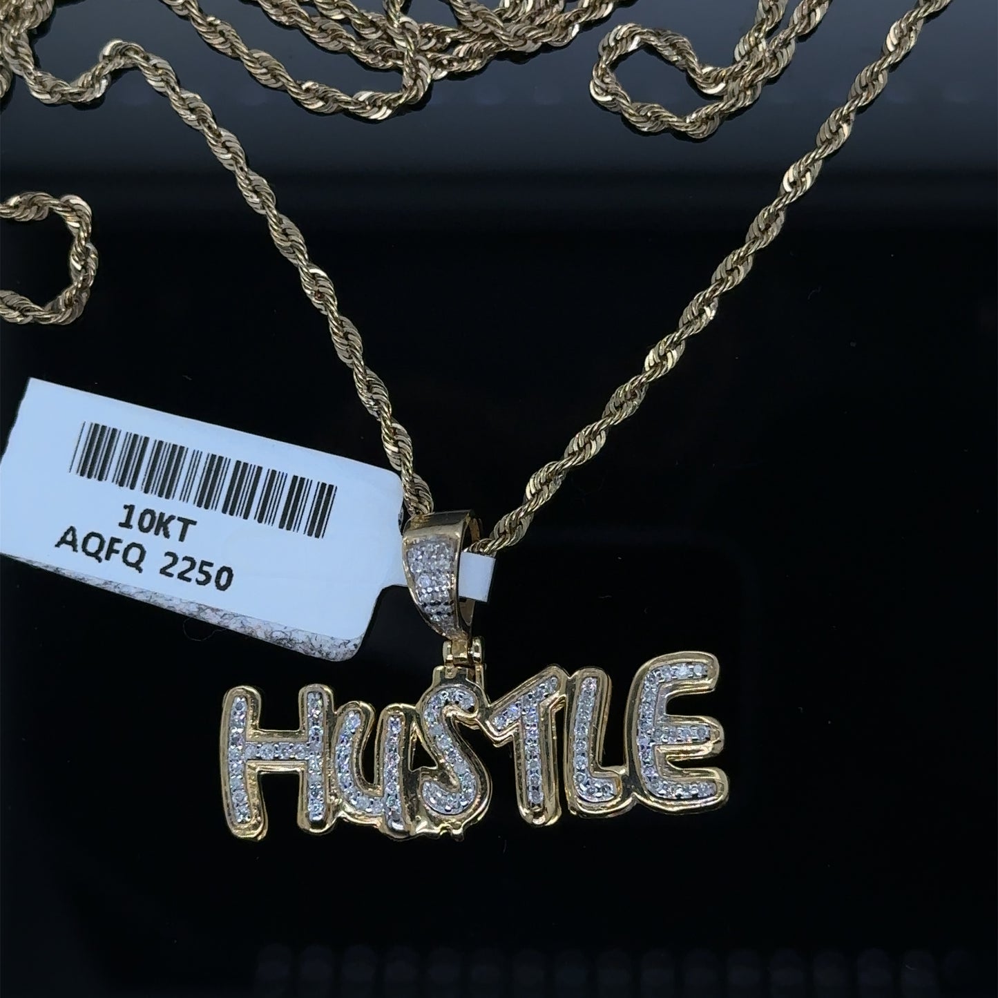 Hustle pendent and chain Combo