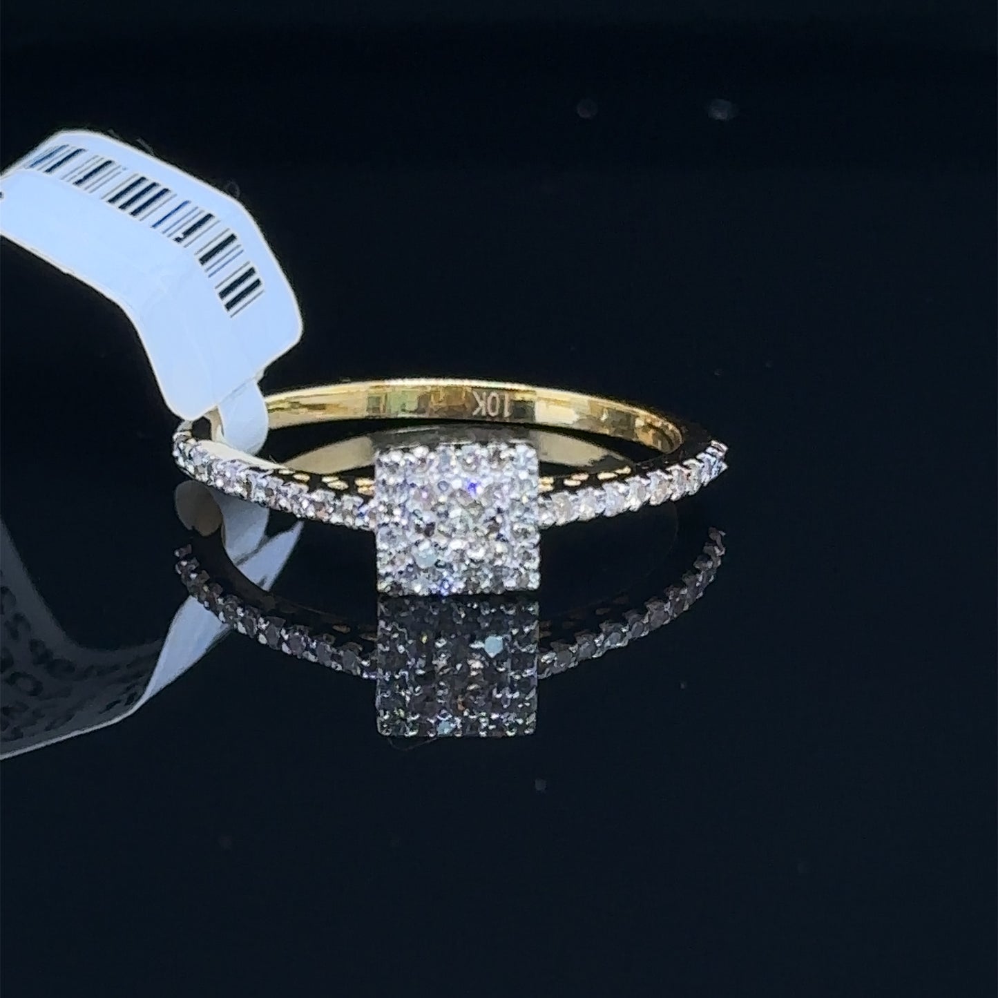 Square Diamond ring- LR0246