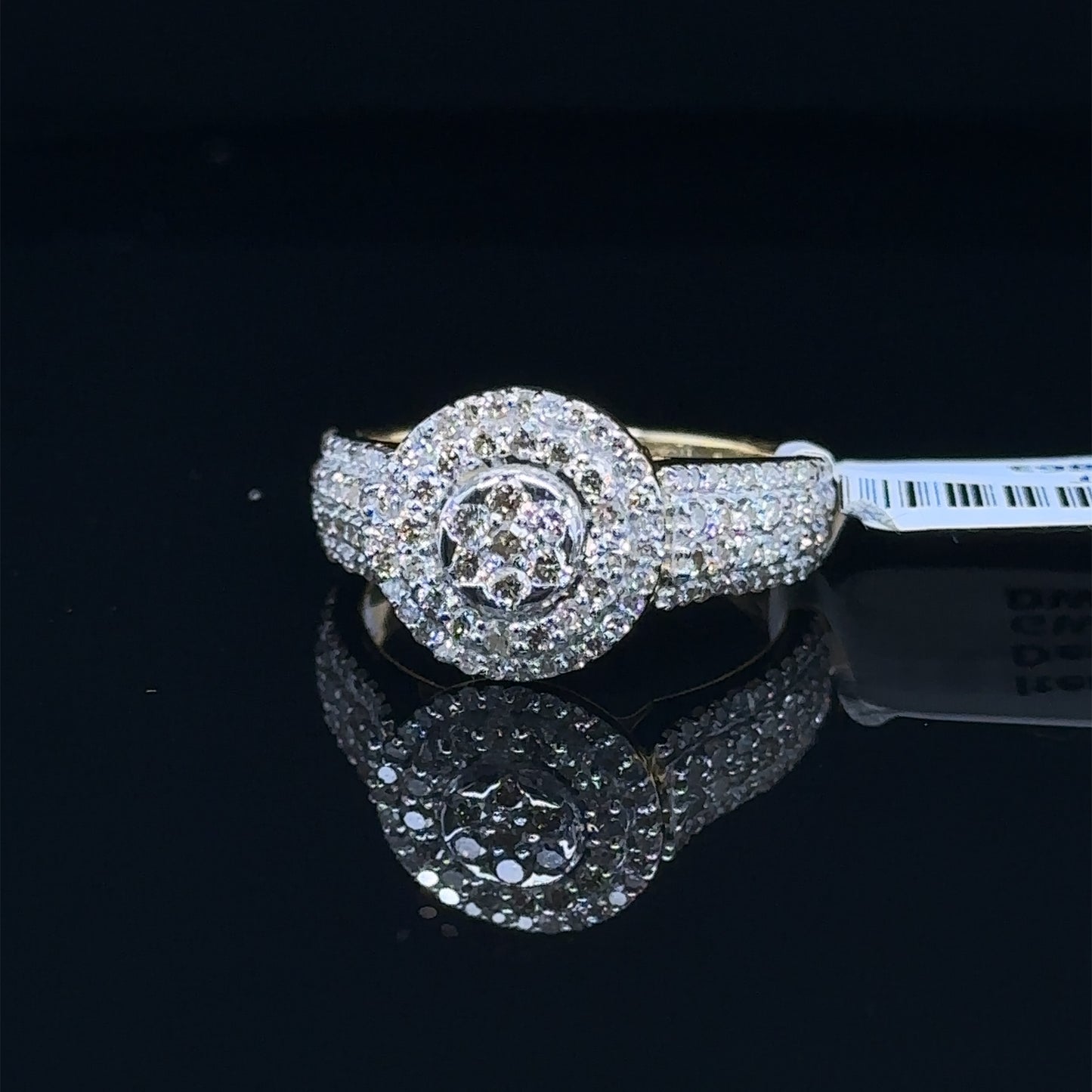Circle Ladies Diamond Ring- LR0017