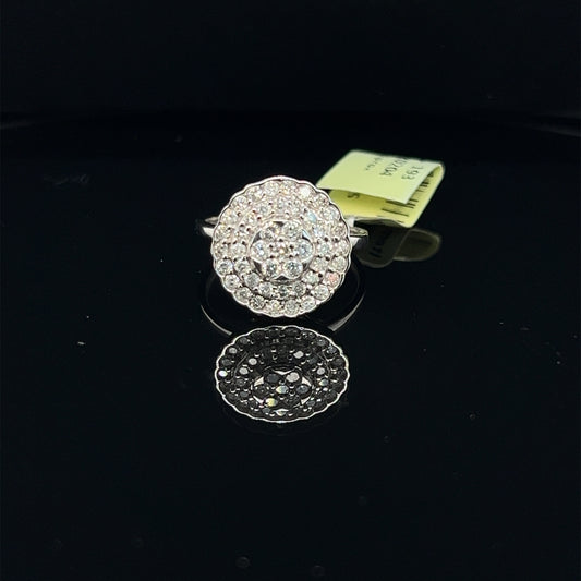 Circle White Diamond Ring- LR0204